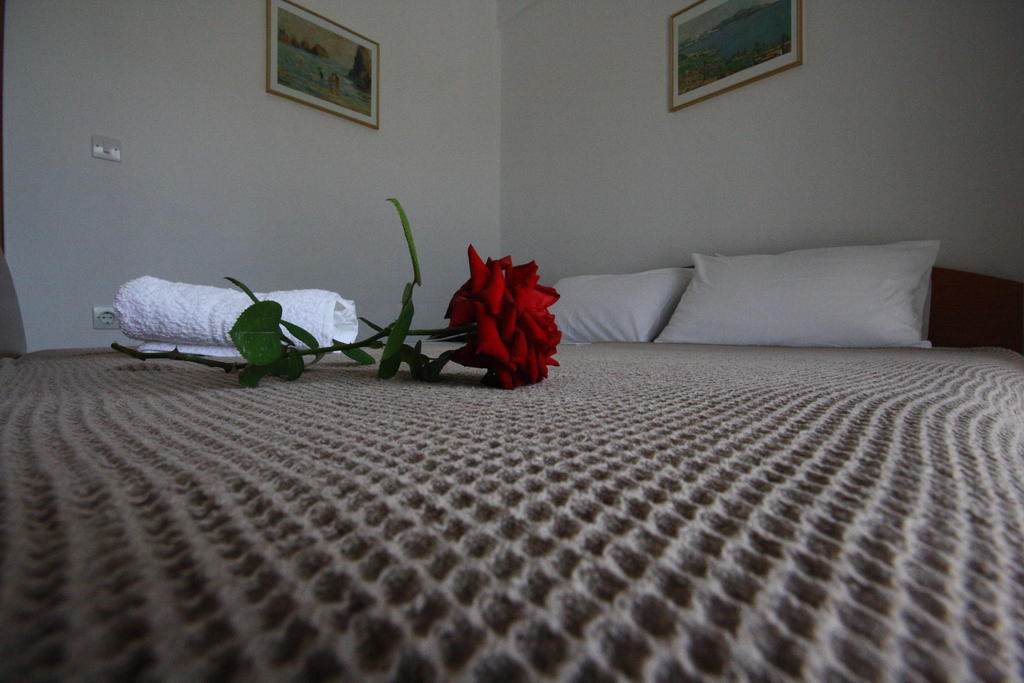 Pavloudis Apartments Psakoúdia Rom bilde