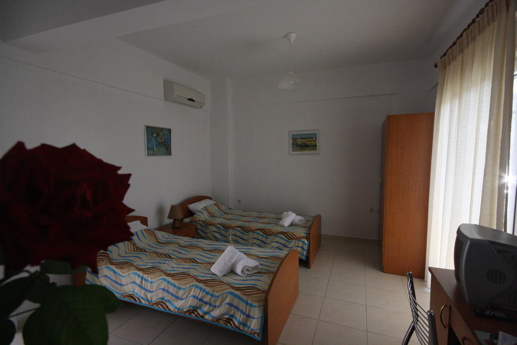Pavloudis Apartments Psakoúdia Rom bilde